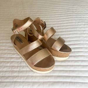 Steve Madden Kirsten Wedge